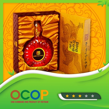 Rượu đông trùng hạ thảo Thiên Tâm